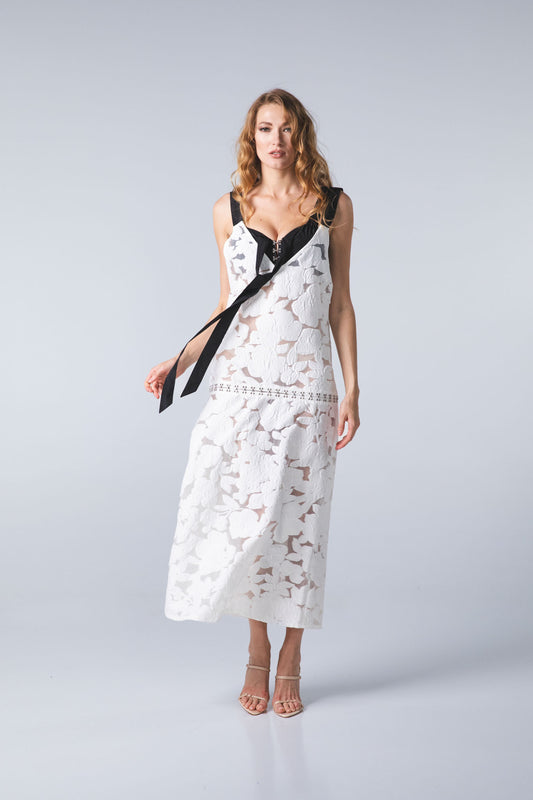 Abito in pizzo fiori