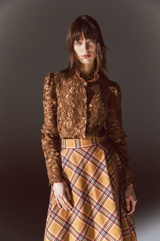 Woven fabric skirt