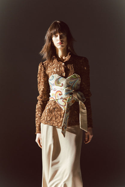 Woven fabric skirt