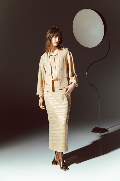 Woven fabric skirt