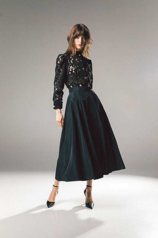 Woven fabric skirt