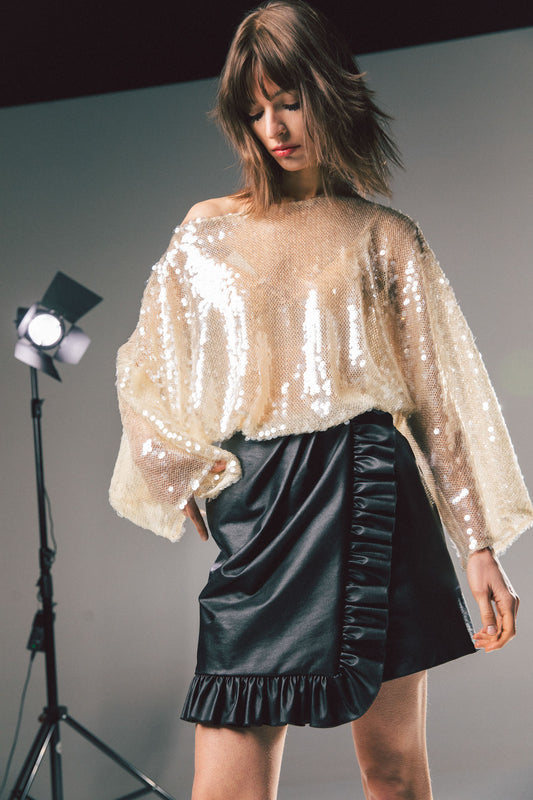 Woven fabric skirt