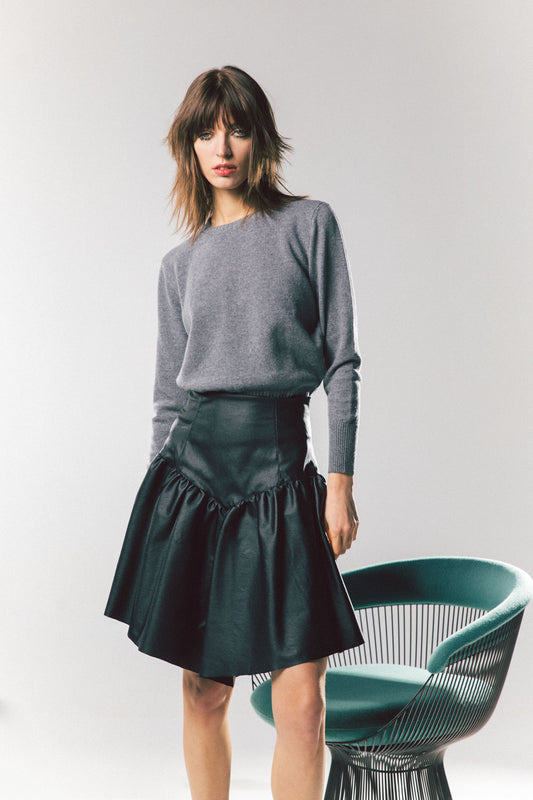 Woven fabric skirt
