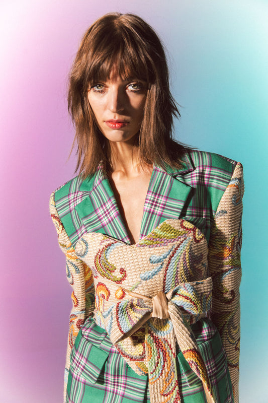 Pinstriped coat with striped finishes